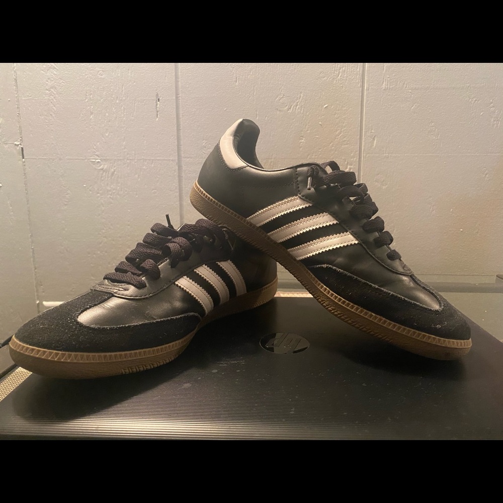Adidas Samba Sneakers